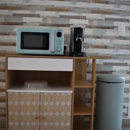 Hébergement de vacances Maison Rénovée Au Calme *