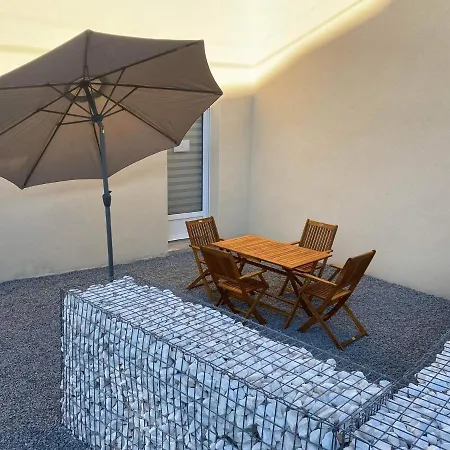 Hébergement de vacances Maison Rénovée Au Calme *