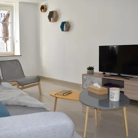 Maison Renovee Au Calme Dannevoux